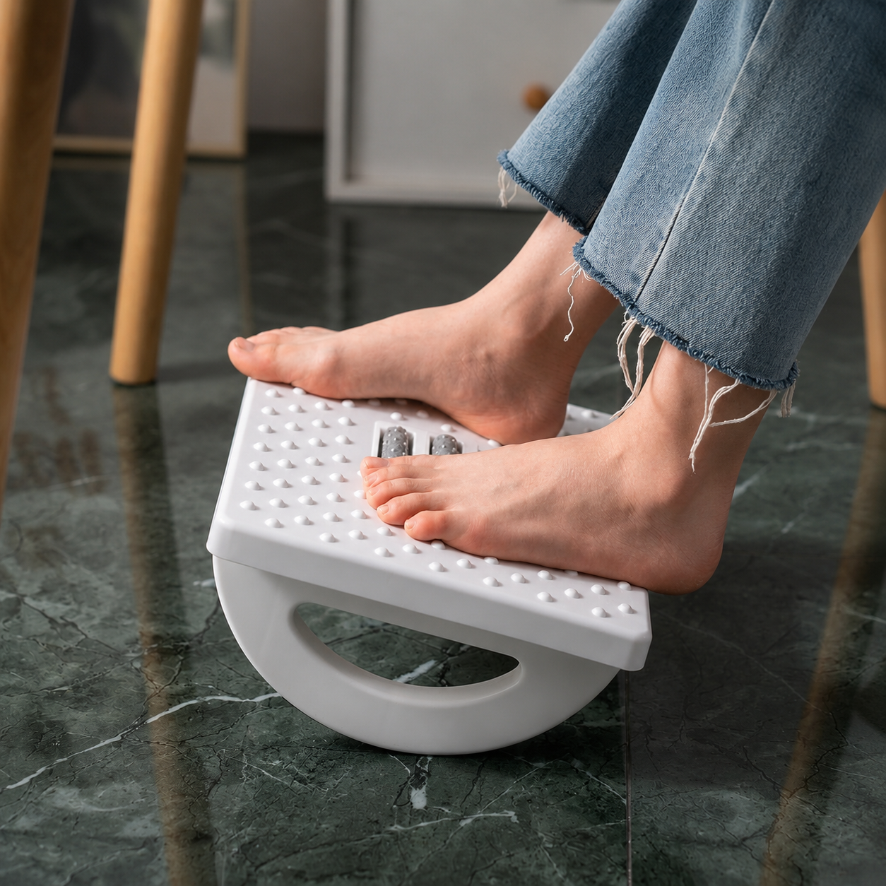 The Shake Ergo Footrest