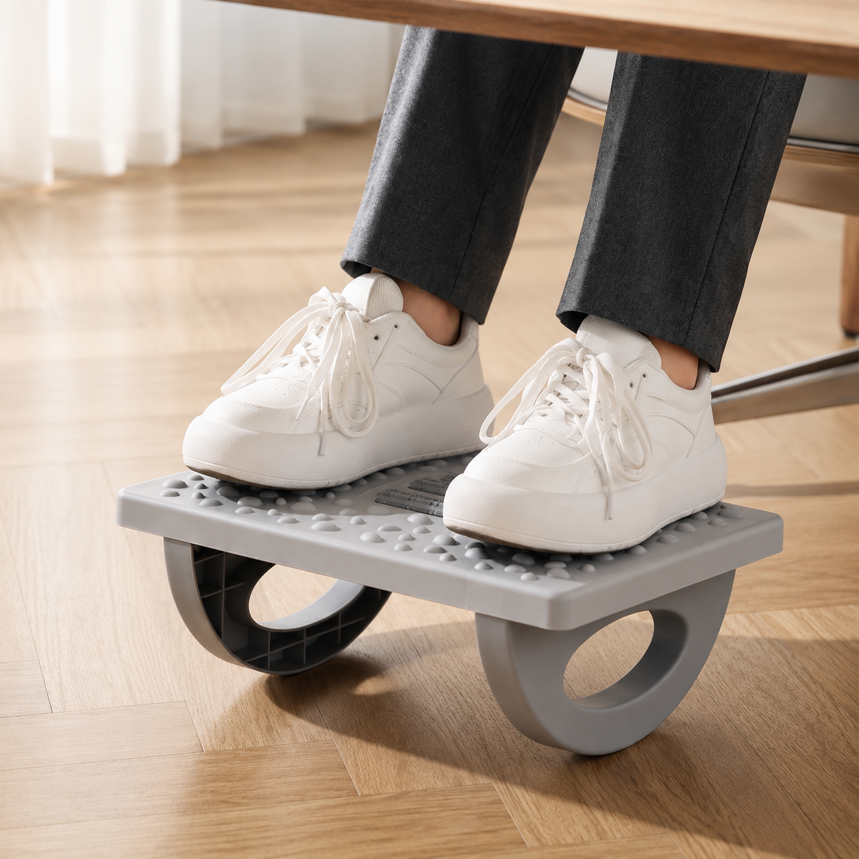 The Shake Ergo Footrest